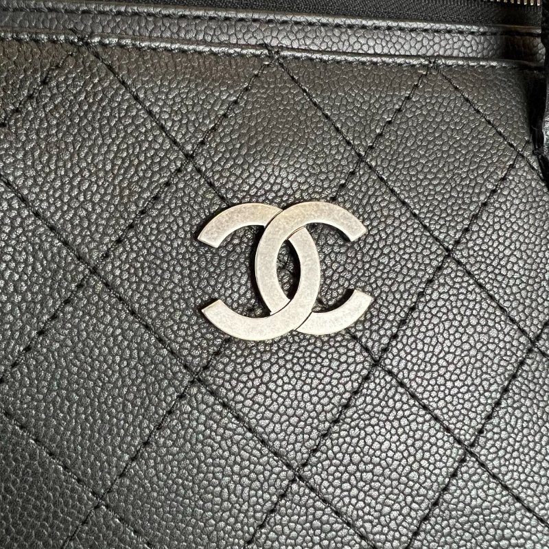 CHANEL 荔枝菱格紋手提包 黑 24開-8