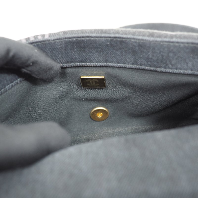 CHANEL 22P 牛仔黑色金扣 flap bag-14