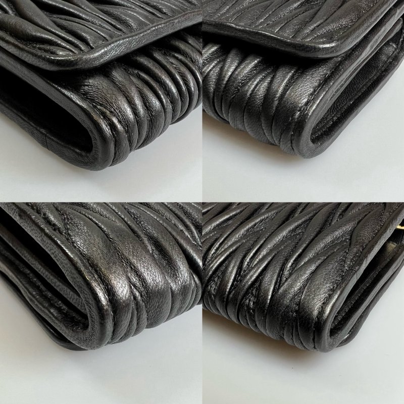 MIUMIU 黑褶皺金鍊WOC包-14