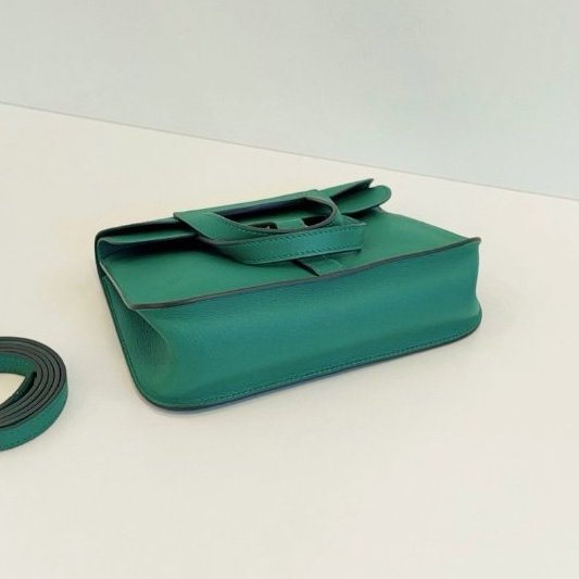 閒置新 Hermes愛馬仕 竹子綠銀扣 Mini Halzan馬蹄包 Swfit皮-4