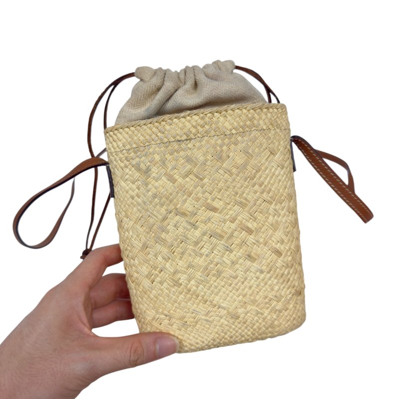 LOEWE Anagram 草編 斜揹袋-6