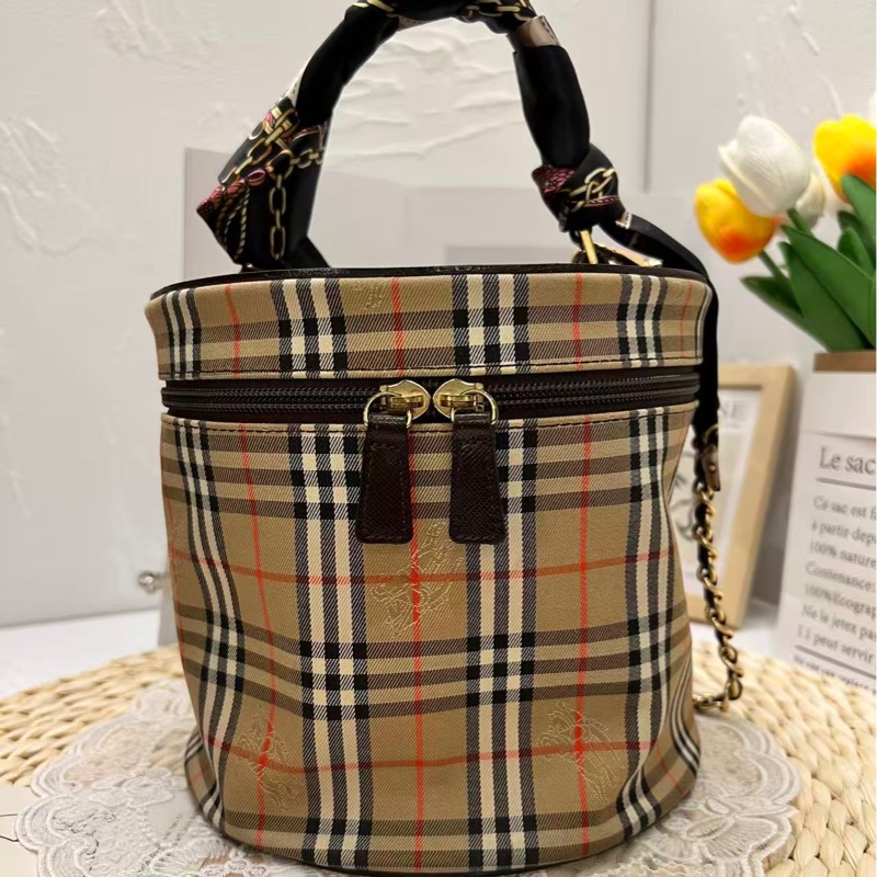 Burberry Nova Check Vanity Pouch（隨包贈送日本進口Twilly）-6