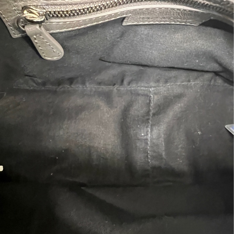 現貨Balenciaga 中號，大象灰色，le cagole巴黎世家機車包腋下包月牙包-8