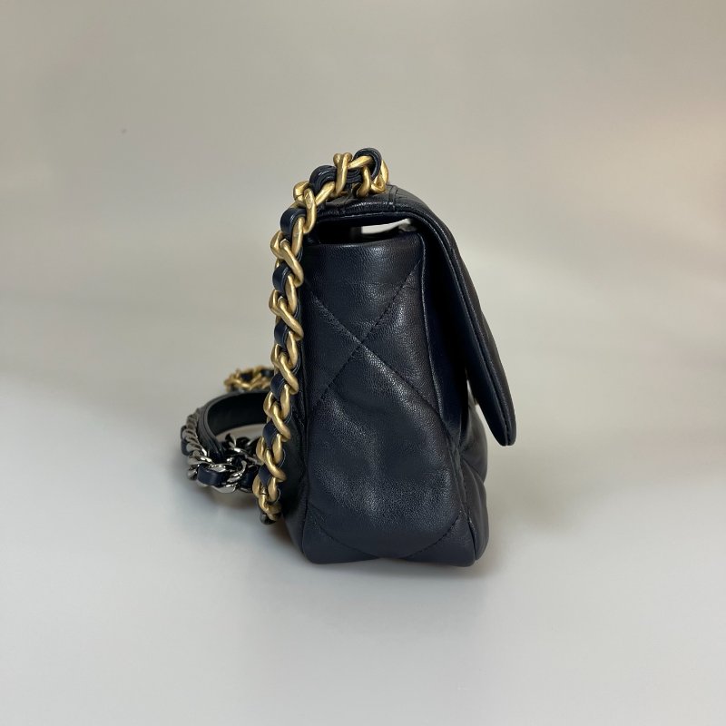 CHANEL 19包 26CM 藍金 30開-3