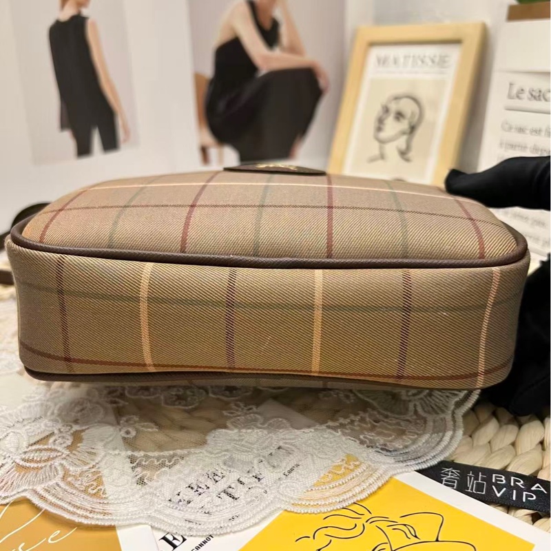Burberrys Nova Check Camera Bag（絕版帆布相機包）-7