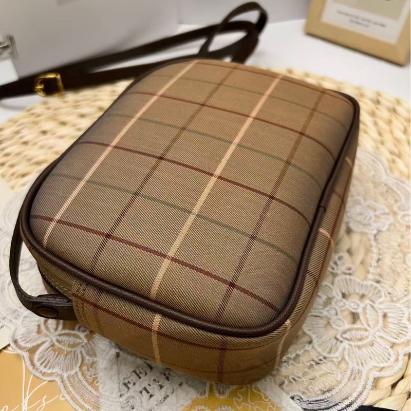 Burberrys Nova Check Camera Bag（絕版帆布相機包）-14
