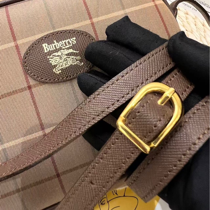 Burberrys Nova Check Camera Bag（絕版帆布相機包）-19