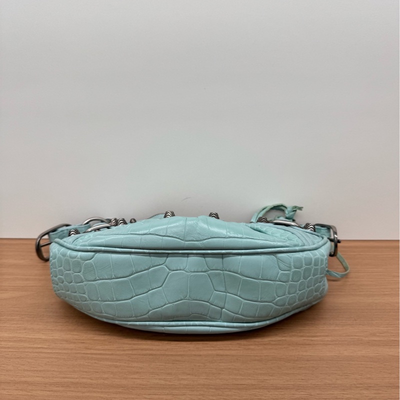 98新 巴黎世家/BalenciagaLeCagole薄荷綠漆皮機車包，腋下包復古金屬配件 肩帶可調-4