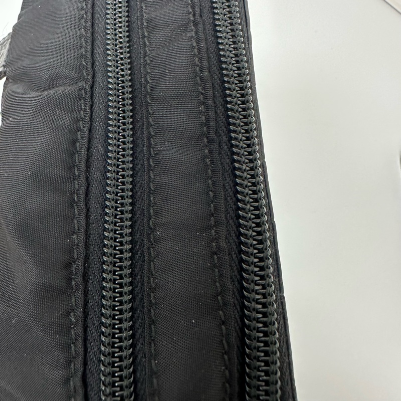 【赫蒂國際精品】Prada 普拉達 鱷魚紋壓花後背包 vintage-7