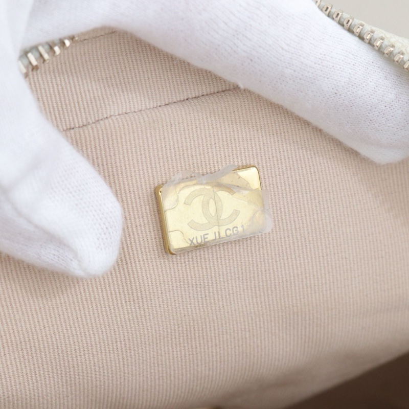 CHANEL香奈兒 22P ADO復古金扣標誌性菱格背包雙肩包，白色荔枝牛皮，芯片款尺寸20*19*8，配件防塵袋。-8