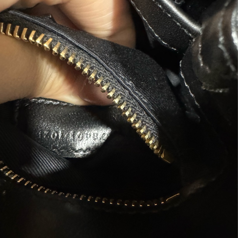 Ysl loulou 方胖子 黑金 小號-4