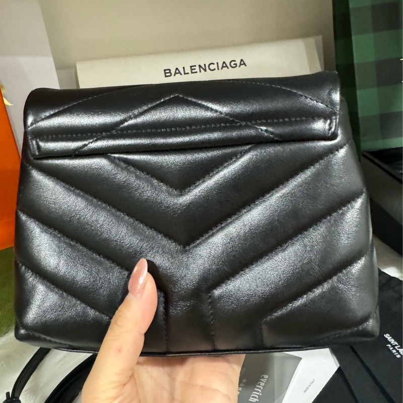 Ysl loulou 方胖子 黑金 小號-13