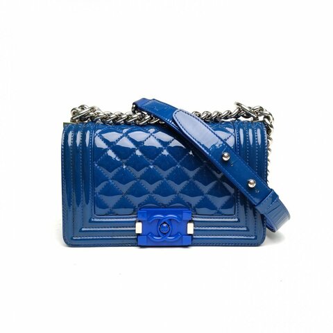 CHANEL Leboy小號20.5藍色漆皮20開藍扣肩背包