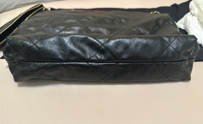 香奈儿 22Bag 小號油蜡皮 托特包-7