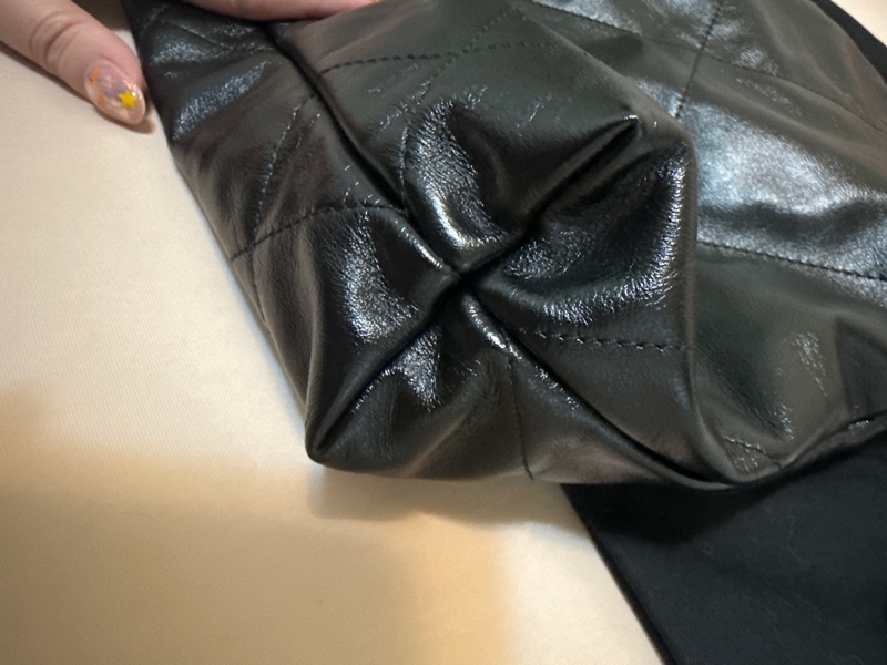 香奈儿 22Bag 小號油蜡皮 托特包-9