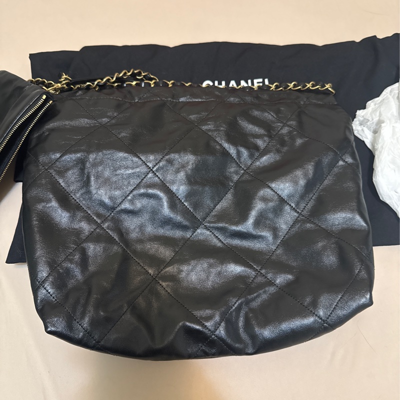 香奈儿 22Bag 小號油蜡皮 托特包-11