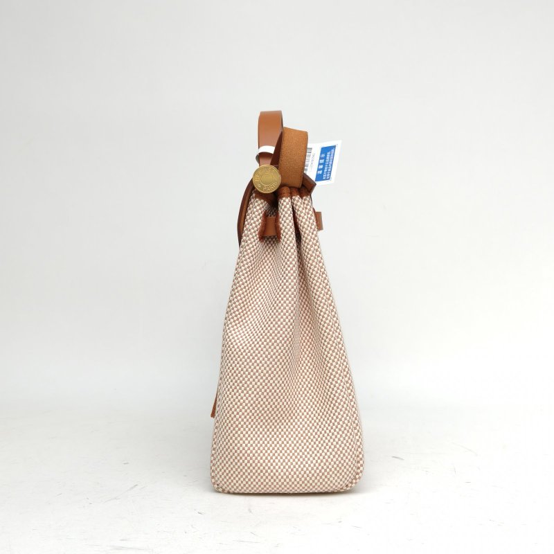 HERMES Herbag31金棕色編織帆布/牛皮U刻金扣肩背包-3