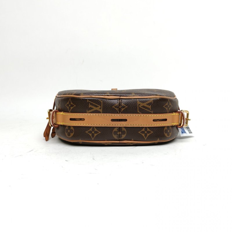 LOUIS VUITTON BOITECHAPEAUSOUPLE軟圓餅中號老花PVC2020肩背包-4