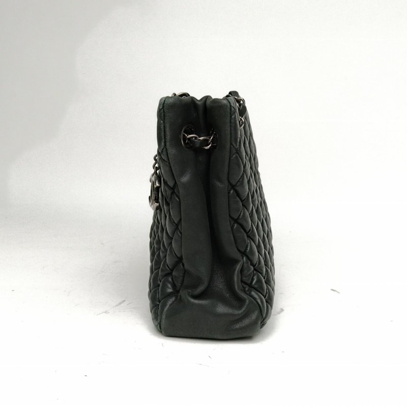 CHANEL 墨綠色17開銀扣季節款tote鏈條包肩背包-1