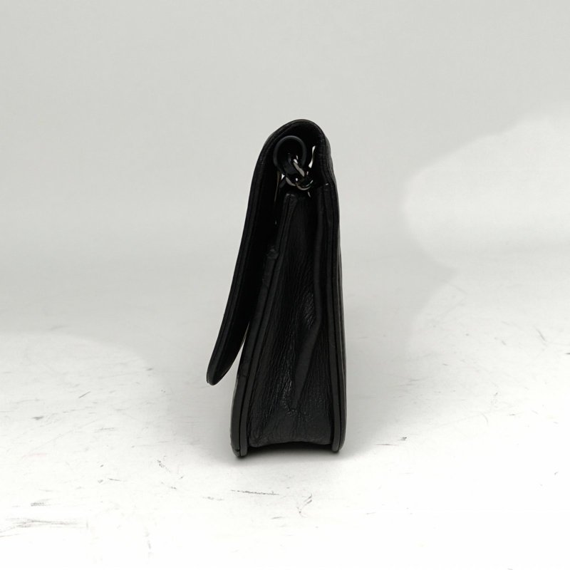 CHANEL LeboyWOC19黑色牛皮19開銀扣菱格紋肩背包-1