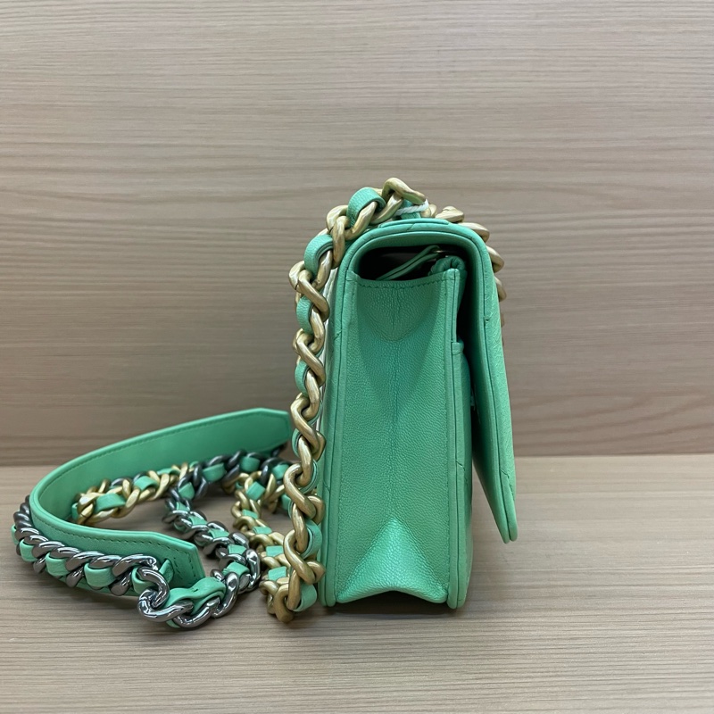 NO:D20 Chanel香奈兒 Leboy woc淺綠色羊皮 手提斜挎鏈條包 2020年 30開 有卡 無塵袋無盒子 尺寸底長19*高12*-3