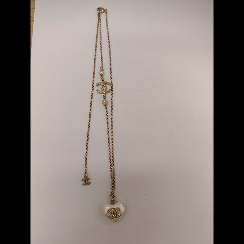 Chanel Necklace with heart-2