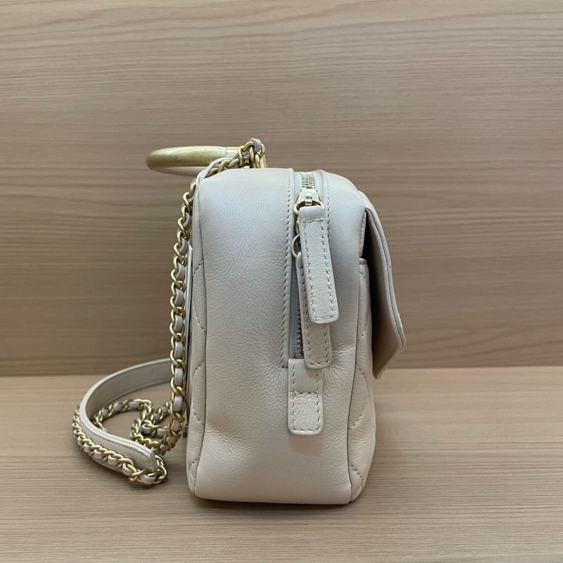 NO:D19 Chanel香奈兒 郵差包米色 牛皮中號 2019年 28開 手提單肩斜挎鏈條包 尺寸底長22*高15*寬8* 有卡 無塵袋無盒子-3