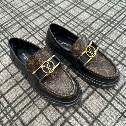 Louis Vuitton路易威登 老花低跟商務休閒鞋 36碼 🈚附件