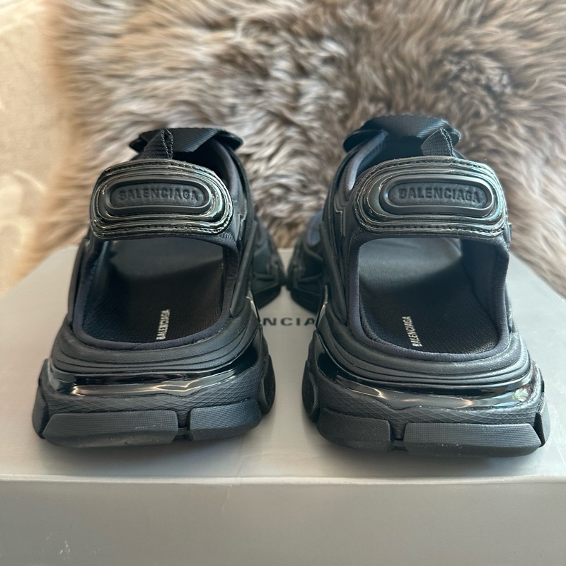 僅試穿 巴黎世家 Track 沙灘涼鞋 黑色 尺碼：37 配塵袋-4