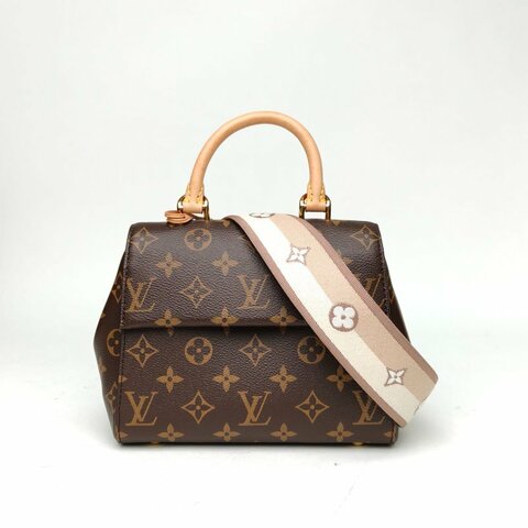 LOUIS VUITTON ClunyMini20寬肩帶老花PVC金扣晶片肩背包