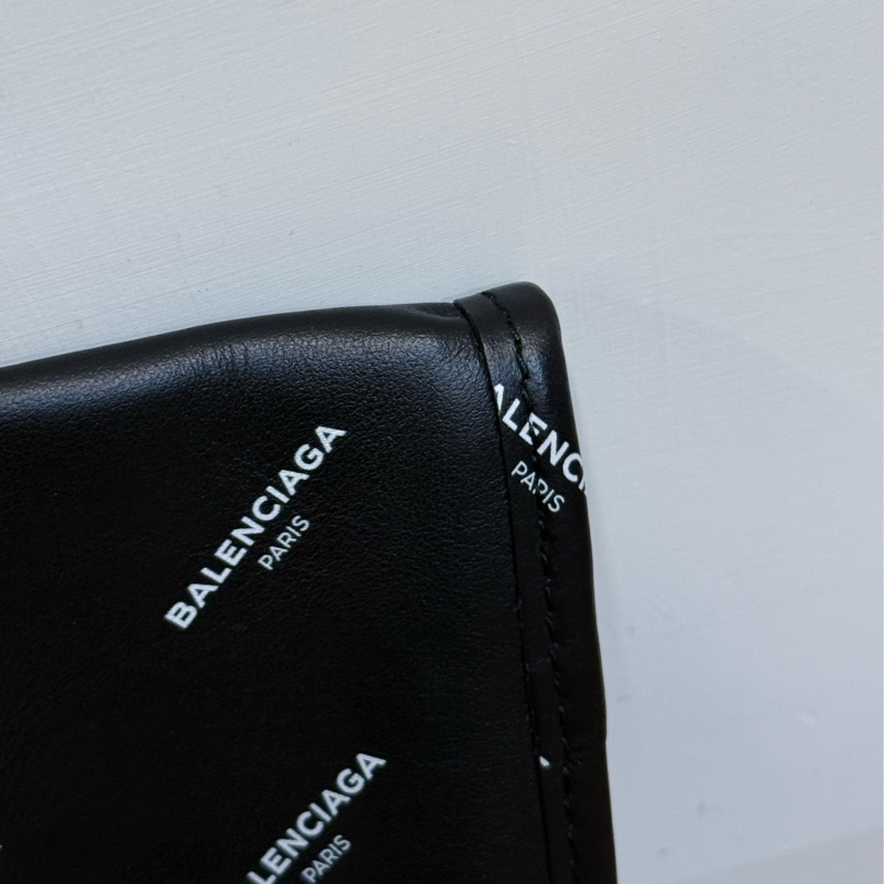 Balenciaga 巴黎世家 滿版 Logo 小牛皮拉鍊手拿包-9