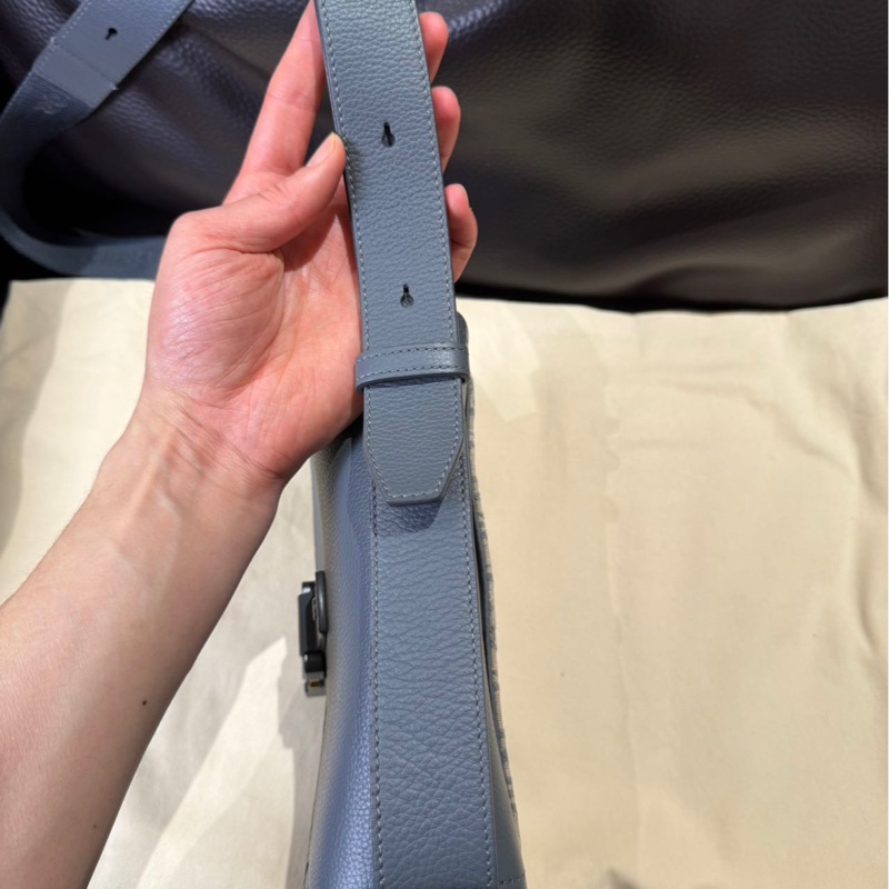 DIOR Saddle 翻蓋 郵差包-12