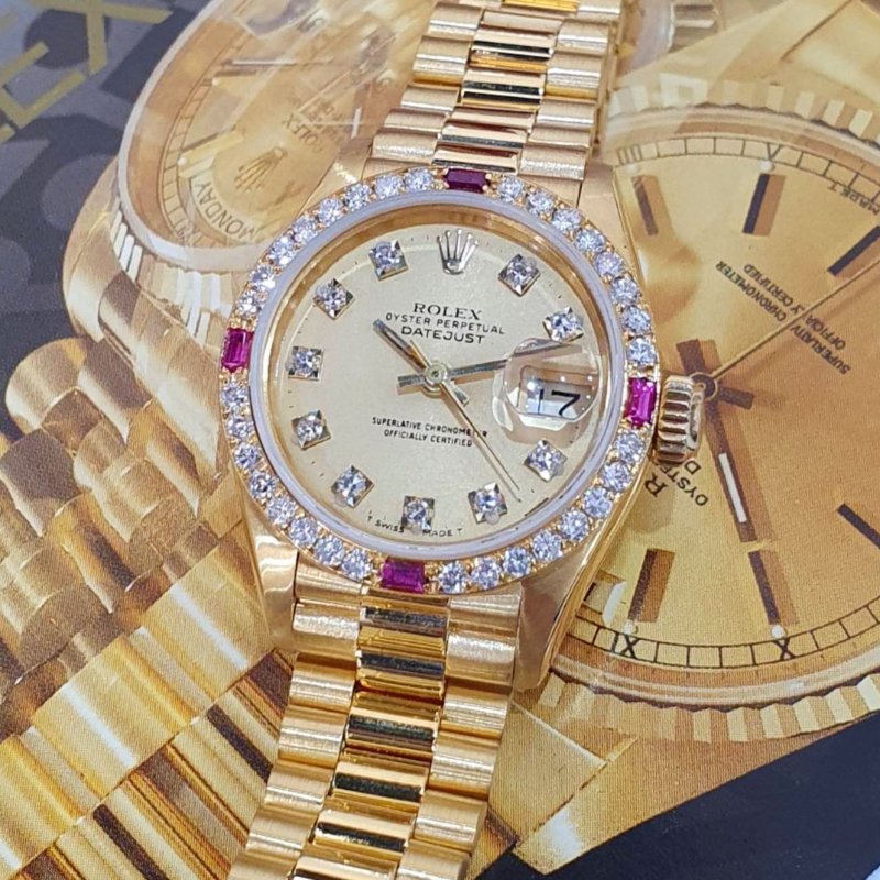 【大眾名錶】ROLEX 勞力士69178 Datejust 蠔式女錶 18K金 金色十鑽面盤 後加紅寶鑽石圈 錶徑26mm 自動上鍊 大眾名錶G256-5