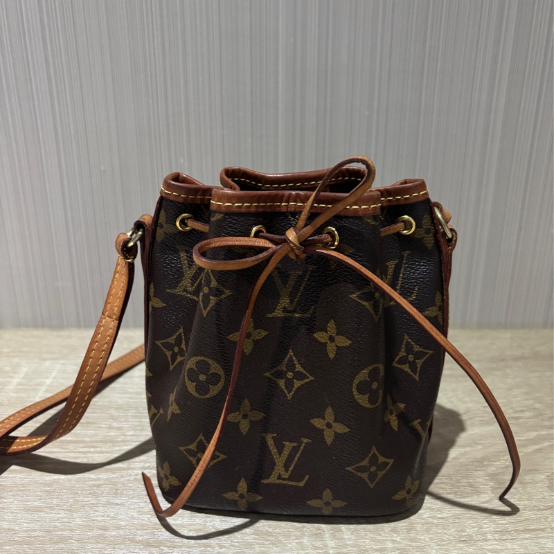 LV nano 側背小包-7