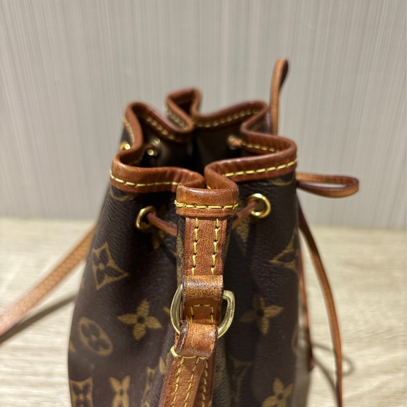 LV nano 側背小包-21