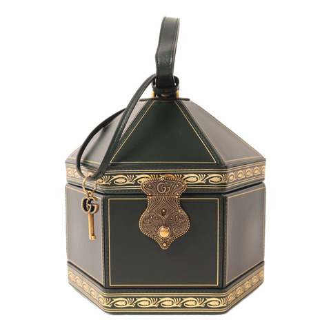 GUCCI 牛皮皮革Mini Geometric Clutch手拿包