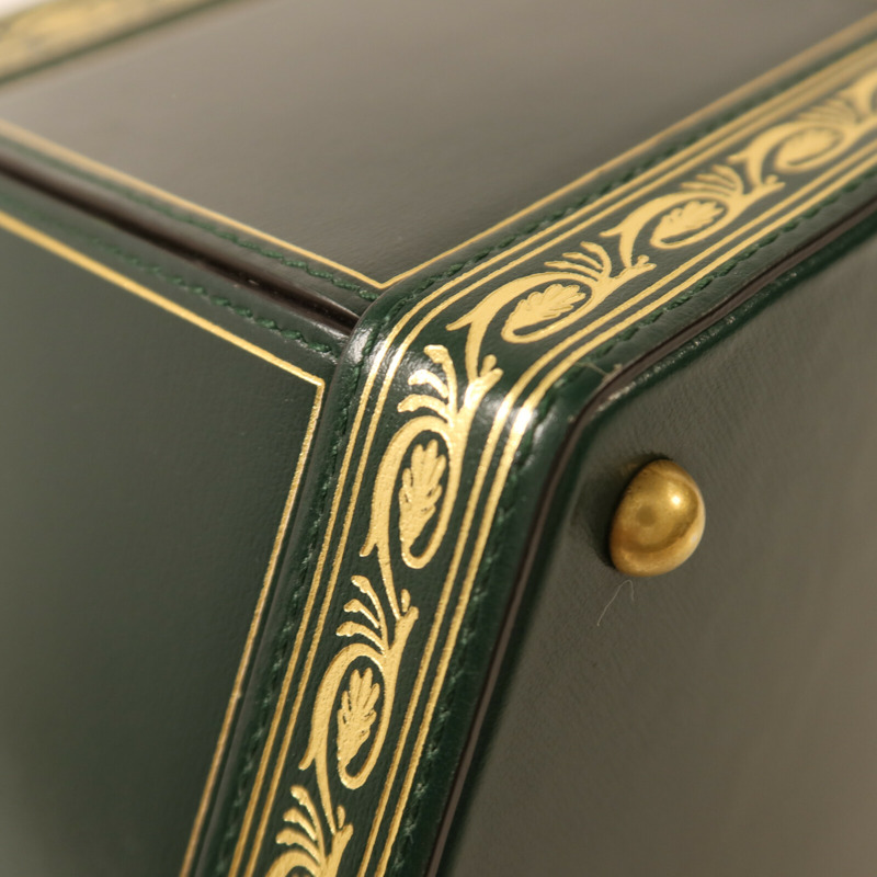 GUCCI 牛皮皮革Mini Geometric Clutch手拿包-14