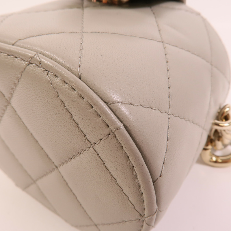 CHANEL 羊皮皮革Vanity Case肩背袋-13