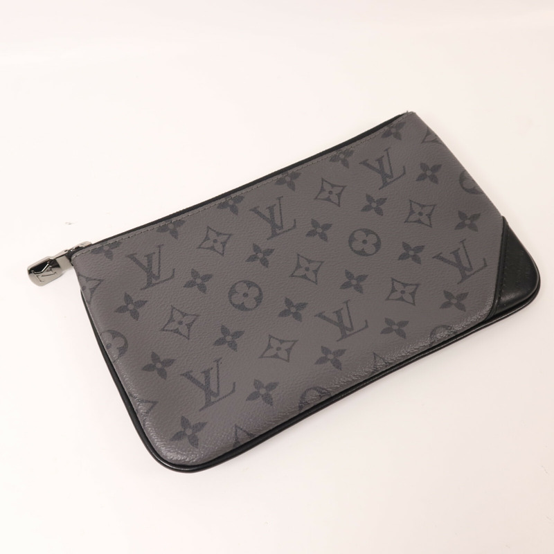 LOUIS VUITTON Monogram Eclipse Reverse Trio Messenger銀扣肩背袋灰色-13
