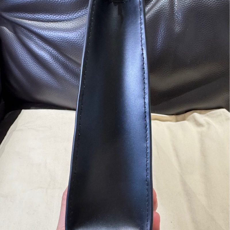 Lv 黑老花男生手拿包 晶片款-8