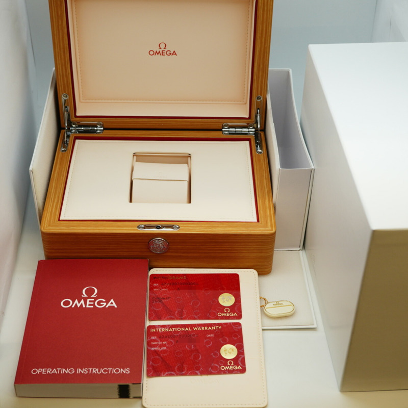 歐米茄碟飛系列 424.10.37.20.02.001 銀色錶盤男士腕錶-8