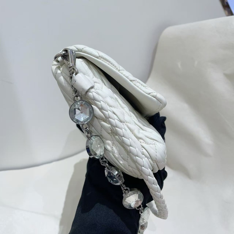 miumiu繆繆寶石鏈條包-3