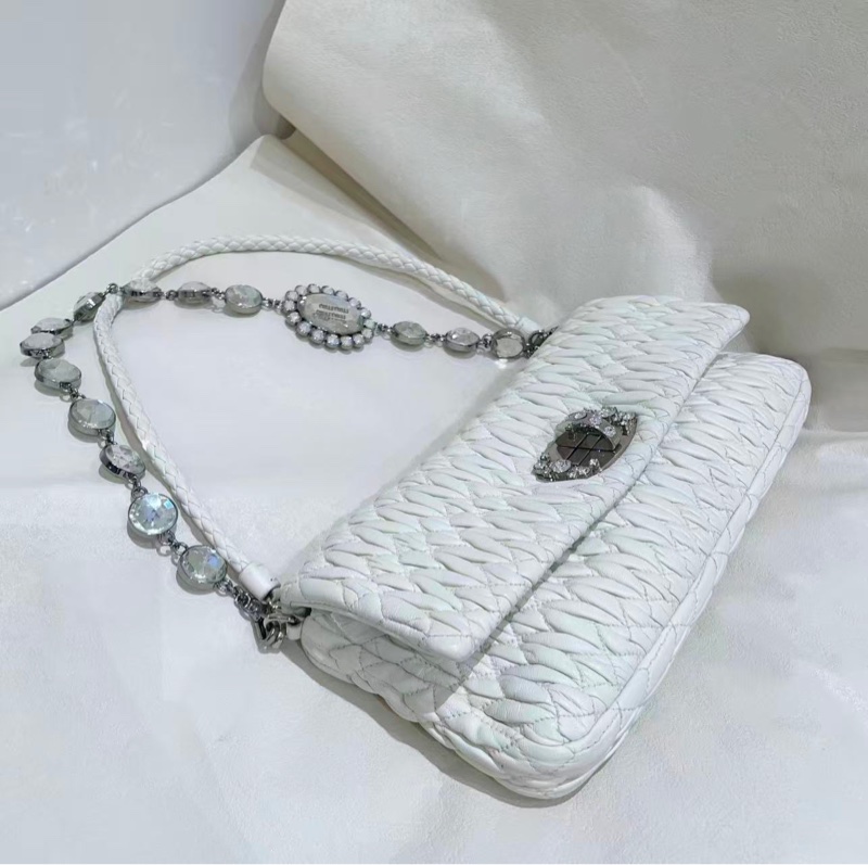 miumiu繆繆寶石鏈條包-8