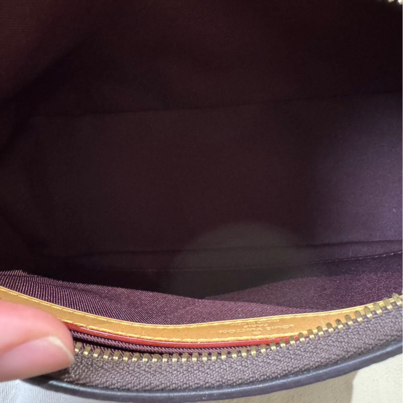 99新 Lv 黃牛角 晶片款-13