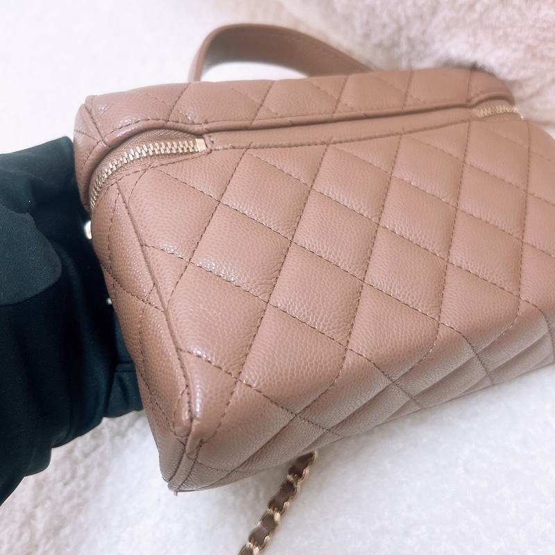 Chanel lp 摩卡棕色手柄盒子包-5