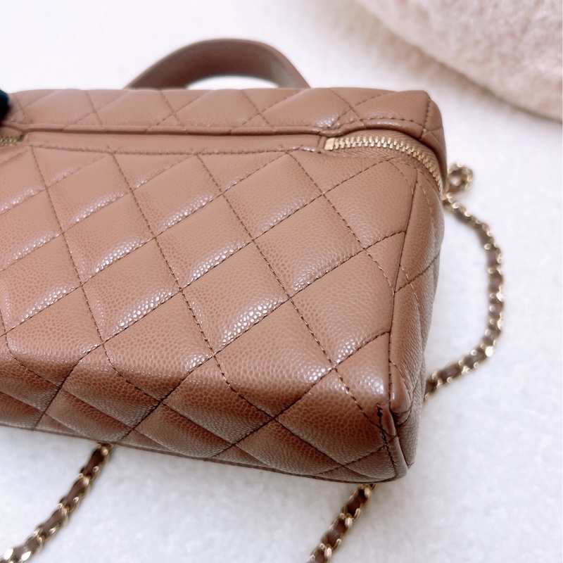 Chanel lp 摩卡棕色手柄盒子包-6