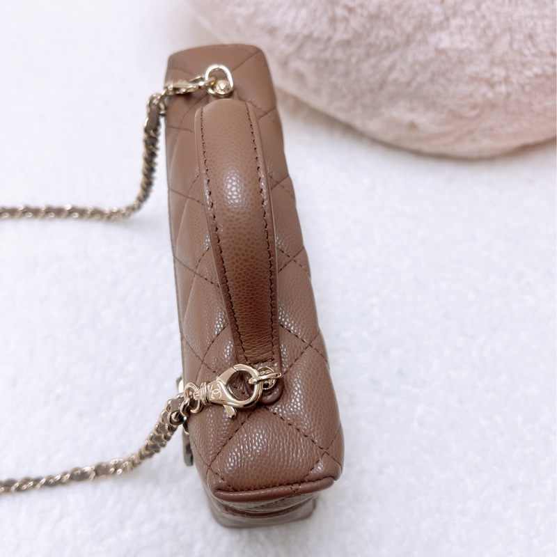 Chanel lp 摩卡棕色手柄盒子包-7