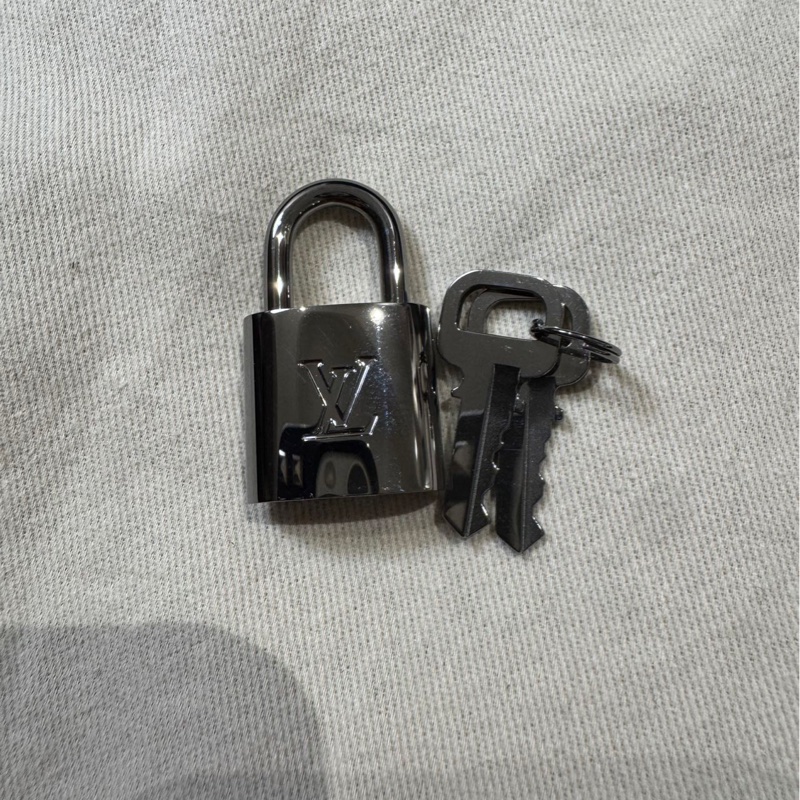 Louis Vuitton Keepall Bandoulière  45 公分 晶片款-14