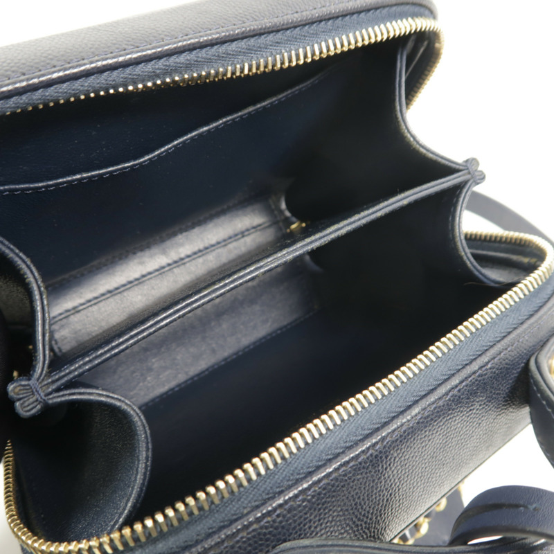 CHANEL 牛皮皮革Vanty Case Small鏈帶肩背袋-4
