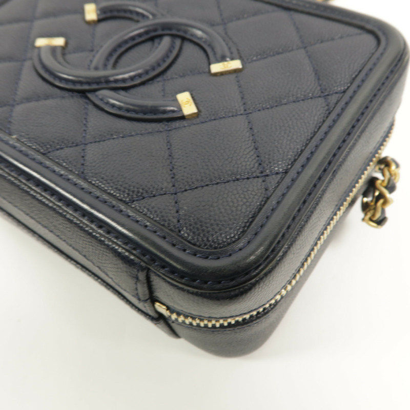 CHANEL 牛皮皮革Vanty Case Small鏈帶肩背袋-13